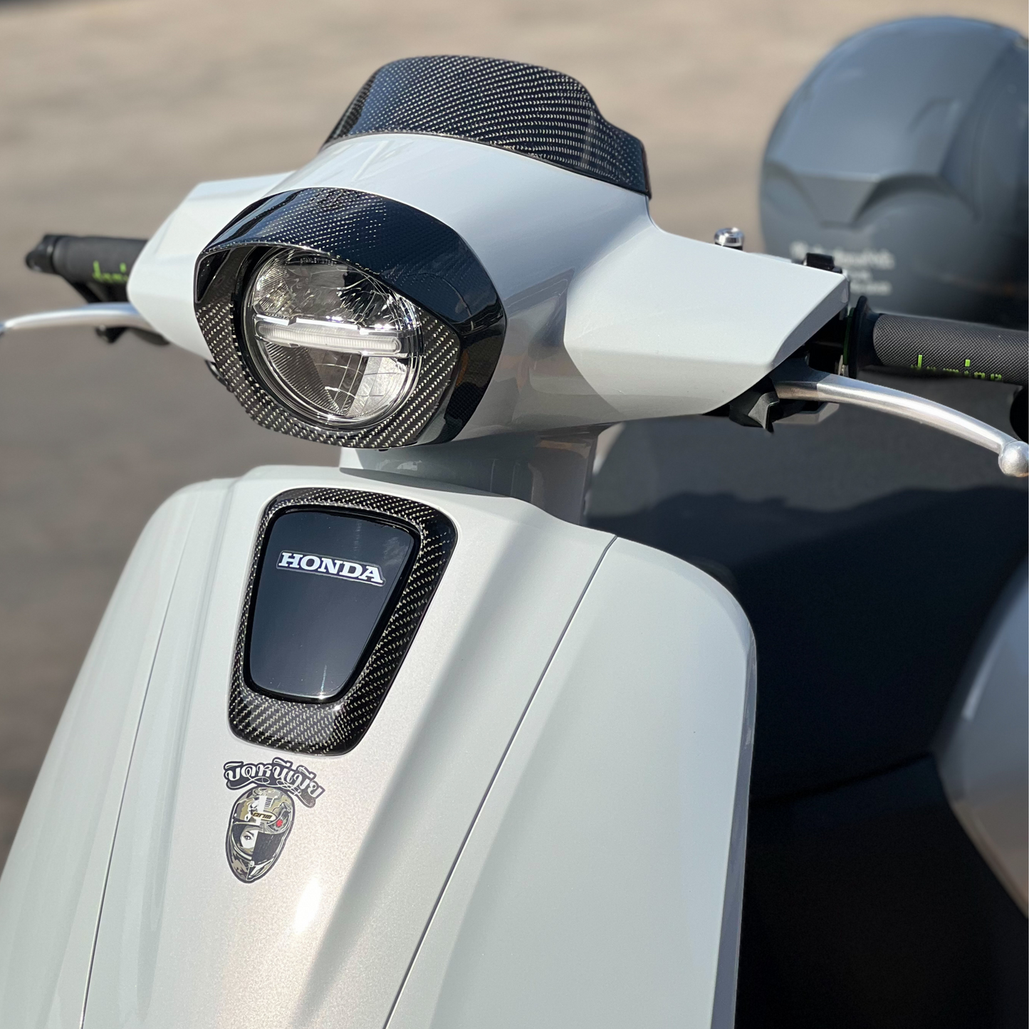 CUSTOM REPLACEMENT FOR HONDA GIORNO+ 125 (CARBON FABRIC WRAP)