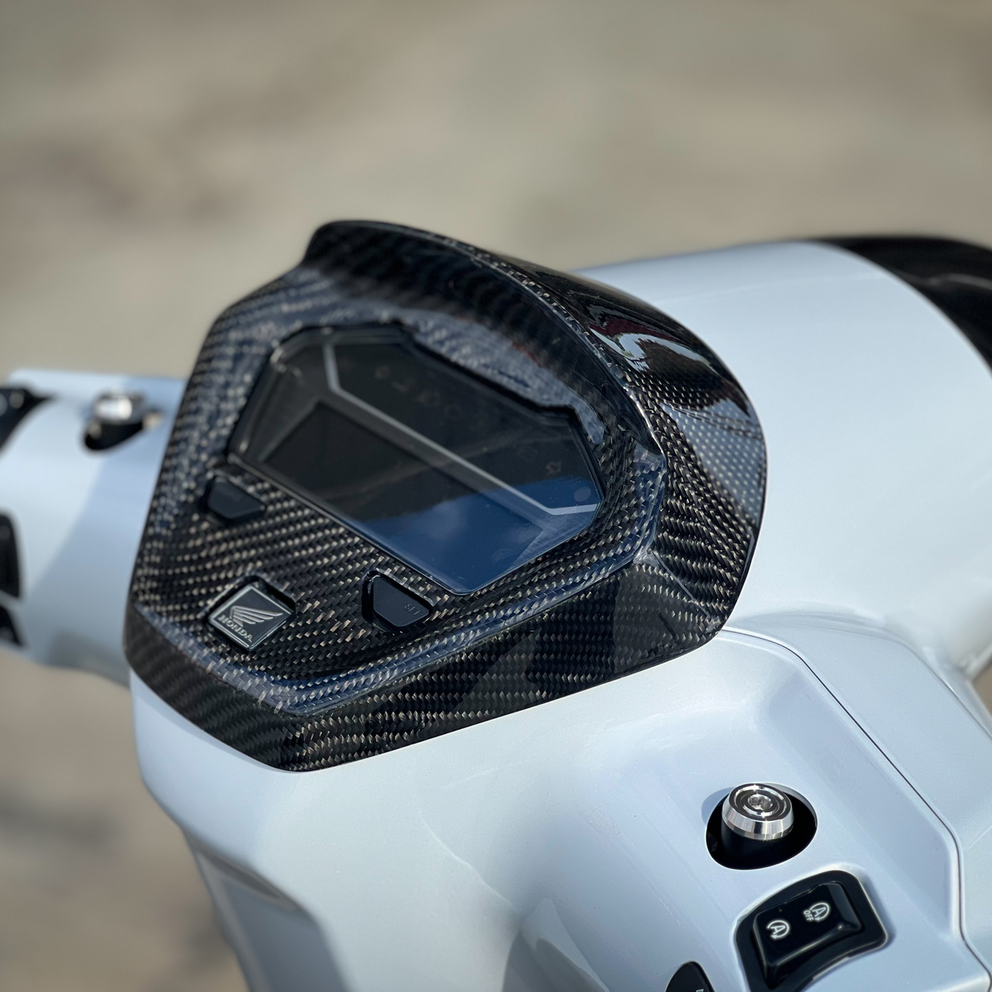 CUSTOM REPLACEMENT FOR HONDA GIORNO+ 125 (CARBON FABRIC WRAP)