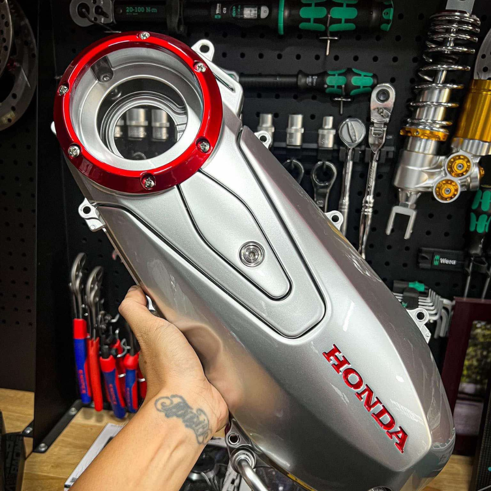FAN COVER HONDA LEAD125 4-VALVE ENGINE