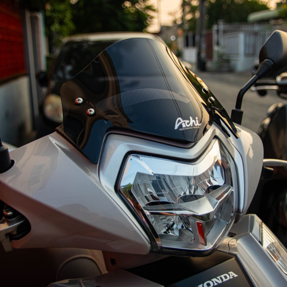 WINDSHIELD HONDA LEAD 125 YEAR 2025