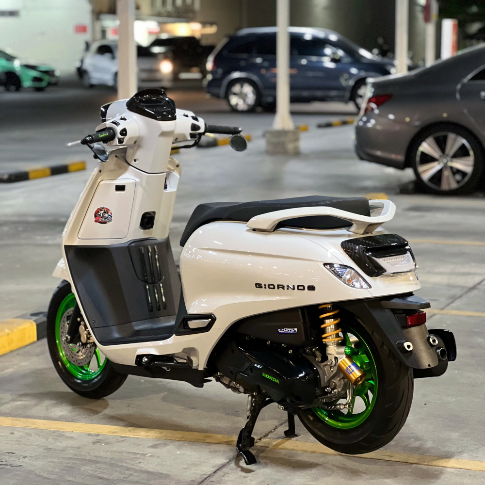 TAIL LIGHT GARNISH HONDA GIORNO+ 125
